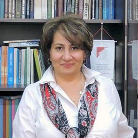 Hasmik Manukyan headshot